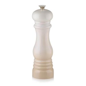 Le Creuset Classic Pepper Mill in Meringue