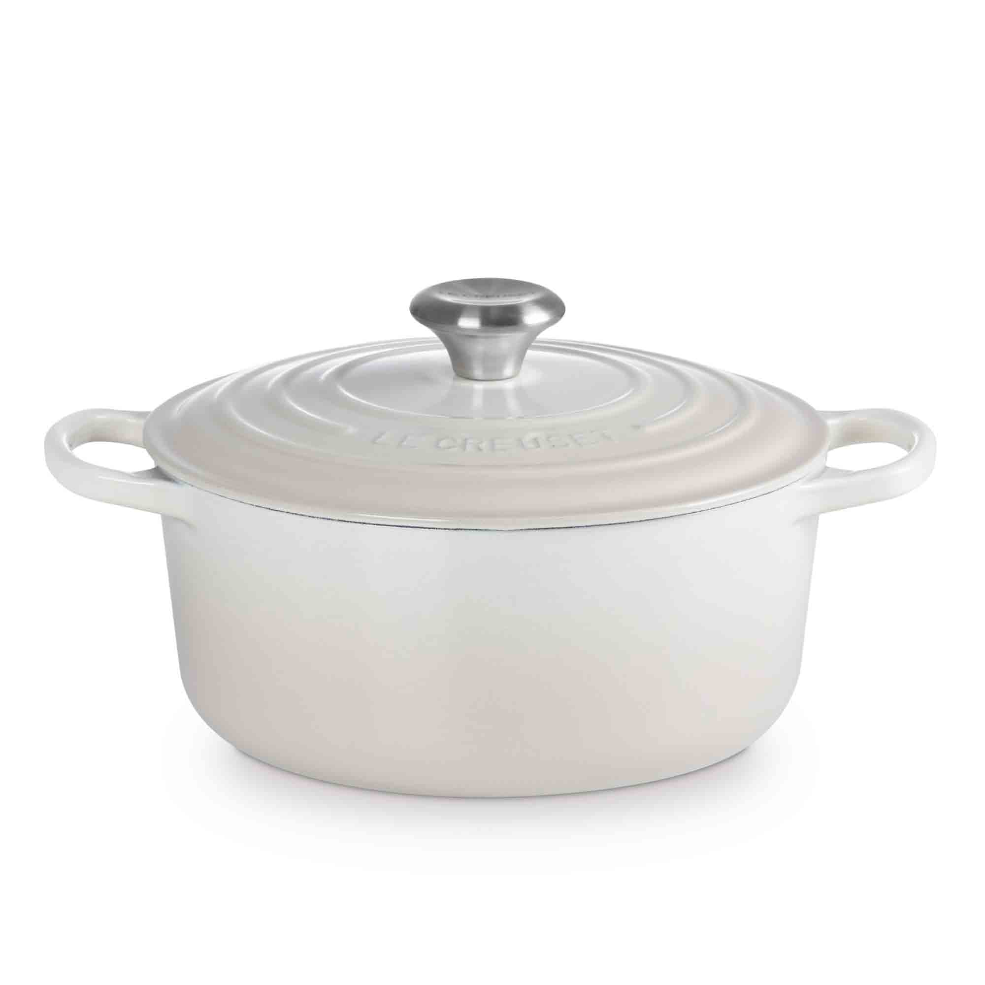 Le Creuset Signature Cast Iron Round Casserole Dish in Meringue 24cm